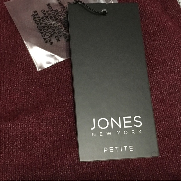 Jones New York Petite Size PXL Bordeaux Turtleneck Sweater Dress with Belt - Picture 6 of 7